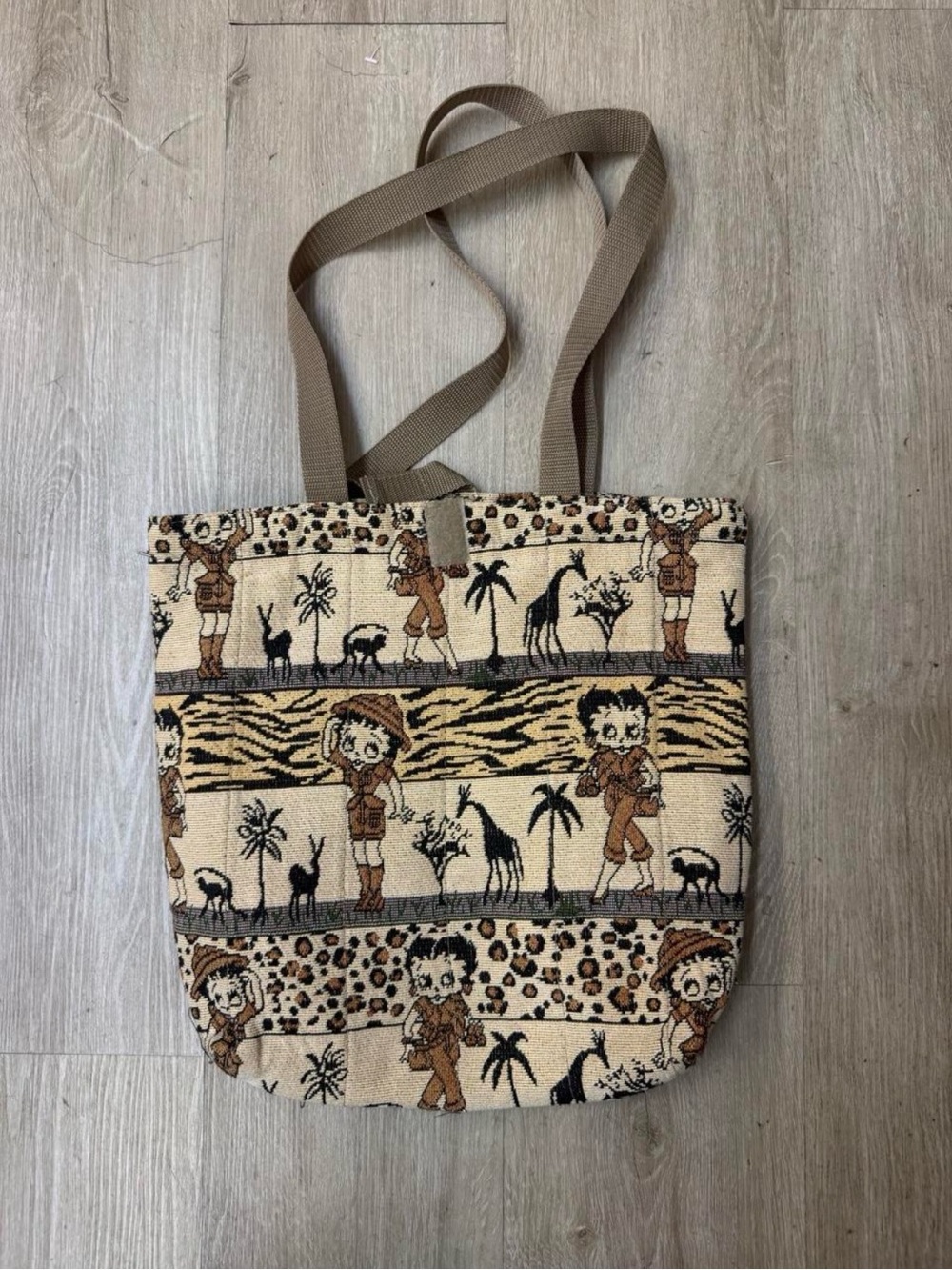 Vtg Betty Boop Safari Africa
Tote Bag